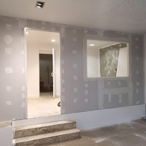 Travaux de rénovation avec peinture